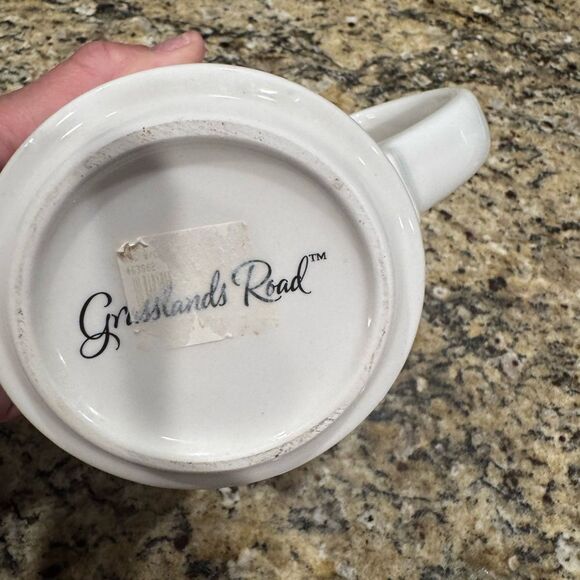 Mug with Lid - Picture 9 of 9